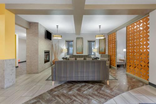 ล็อบบี้, Best Western Plus The Four Corners Inn in ฟาร์มิงตัน (NM)