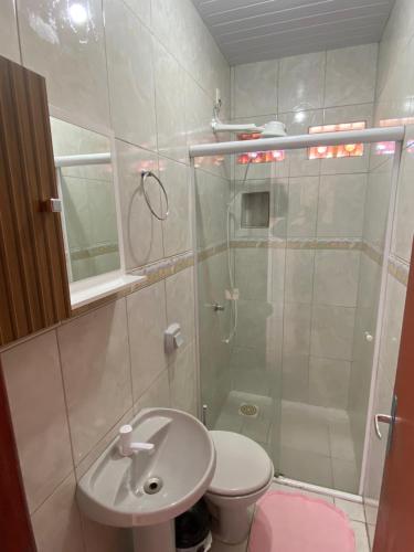 One-Bedroom Apartment image 6