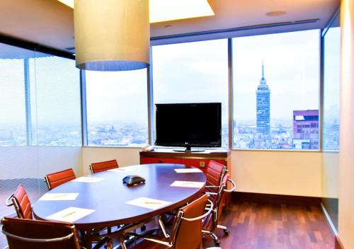 Standard Junior King Suite image 8