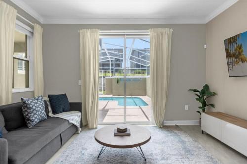 4 Bedrooms- 3 Bathrooms- Champions Gate 1080Ls in Davenport, USA