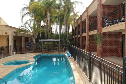 Wentworth Grande Resort