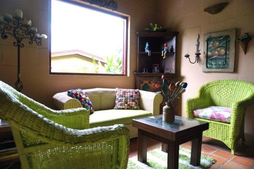 Casa Familiar y Naturaleza en Parcelación Privada (Casa Familiar y Naturaleza en Parcelacion Privada) in Amaga