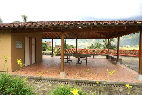 Casa Familiar y Naturaleza en Parcelación Privada (Casa Familiar y Naturaleza en Parcelacion Privada) in Amaga