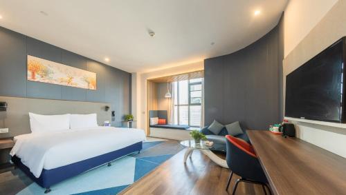 room detail thumbnail 1