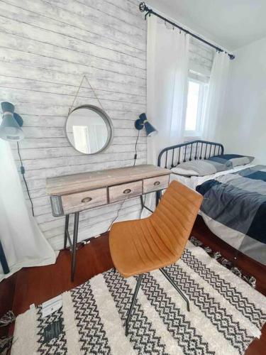 Cozy Guesthouse in Central OC in Midway City, USA