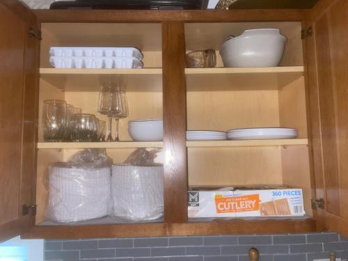 Cozy 2BR Private Space in Gurnee Near Naval Base in Gurnee, USA