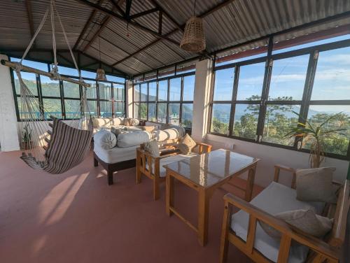 Erkély/terasz, Indralok Hotel and Sky Garden in Lakhnath