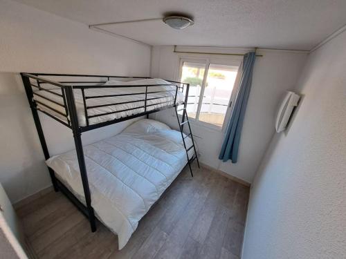 Le Bosquet, superbe rez de jardin, parking, clim,650m plage Grau d'agde near Thai Phitsanulok Restaurant
