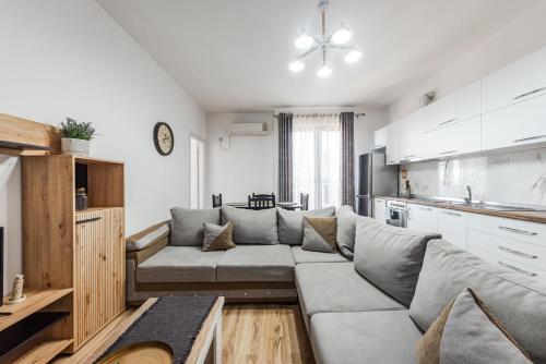 Alpha Apartments cozy & spacious apt, Tirana (zdjęcie 3)