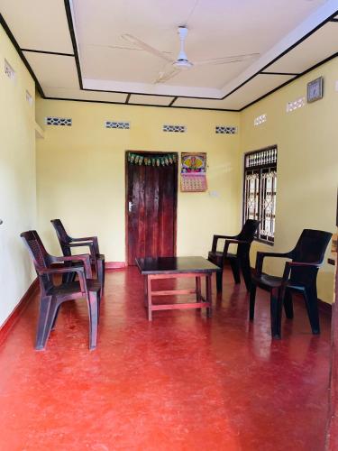 Double Room with Private Bathroom image 10