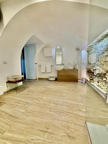 Three-Bedroom Apartment with Ocean View image 10