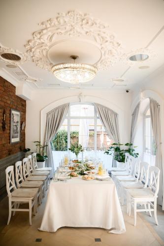 ห้องอาหาร, Nota Bene in ลวิฟ