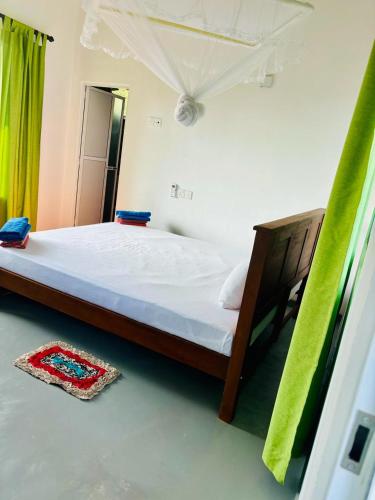 Private AC Room with Green Views - image 2