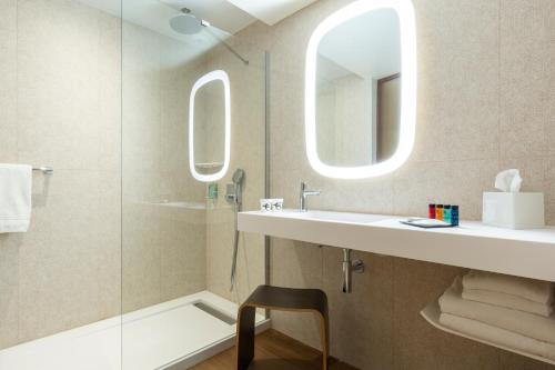 Hôtel Oceania Paris Porte de Versailles