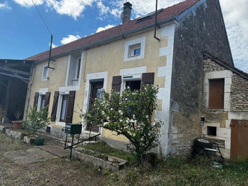 La Chauminette 12 pers calme gîte à louer Sougères-en-Puisaye