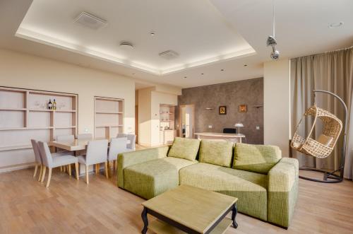 Riga Islande Hotel with FREE Parking