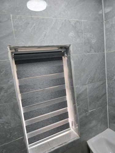 Manchester - House - Sleeps 6 - Parking - Garden, Manchester (photo 5)
