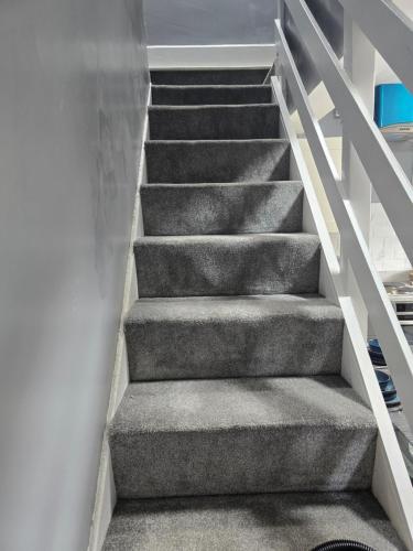 Manchester - House - Sleeps 6 - Parking - Garden, Manchester (photo 2)