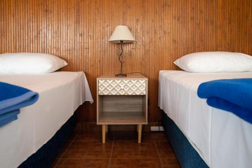 Quadruple Room with Terrace image 10