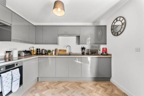 Large and Stylish Abode in Nottingham - Sleeps 15 in 諾丁漢市