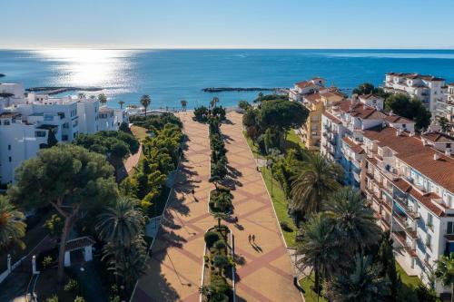 1 Bedroom Apartment with Sea Views in Medina Garden - Puerto Banús - image 4