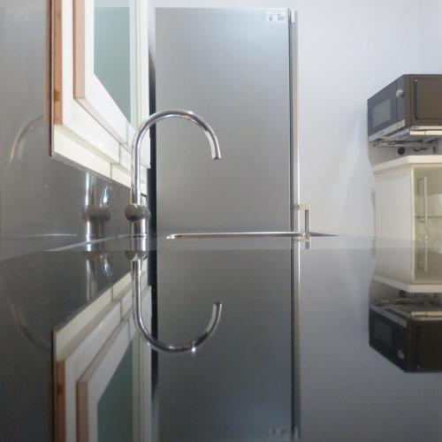 One-Bedroom Apartment image 9