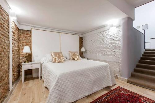 NEW APT-LOCATION LOCATION LOCATION!(BAR), Madrid (fotografie 3)