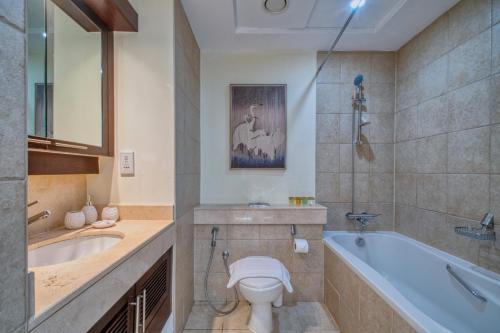 Luxury 1-Bedroom Apartment with Burj Khalifa view, Dubaï (photo 2)