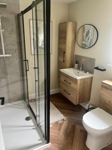 The Country View in เรดดิทช์