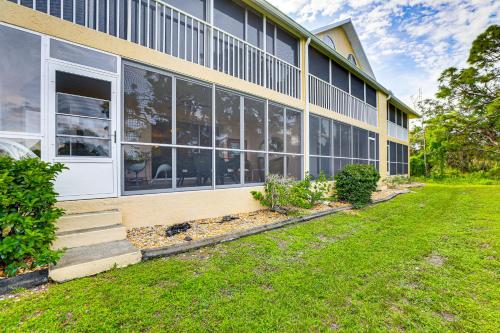 8 Mi to Beach w/ Pool Access: Englewood Condo! in Placida (FL)
