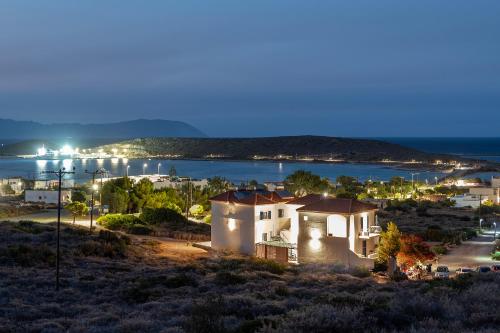 Agnadi Blue Apartments in Diakofti