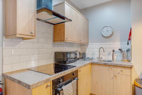 NEW! Spacious 1BR in Hartlepool