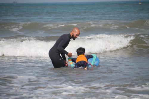 Sports un aktivitātes, aziz house of surfing in Tiguert