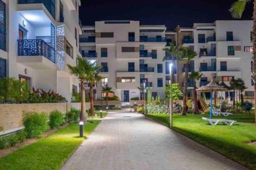 Luxueux Appartement Flambant Neuf Haut Standing in Martil