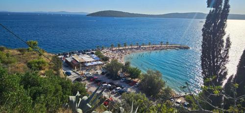 Apartment with garden - Zuvan - image 12