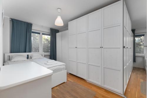 Aleja Jana Pawła II 65 by Homeprime, Warsaw (photo 2)