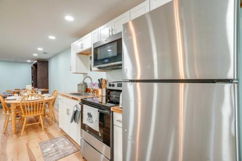 Front Royal Studio with Mtn Views and Brick Oven in Front Royal (VA)