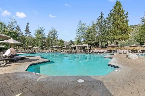 Everline Resort and Spa, Lake Tahoe