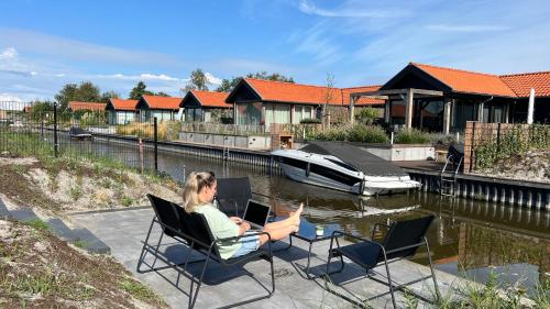 المرافق, La Casita, Luxe Chalet Aan Het Water met Airco in Dongeradeel