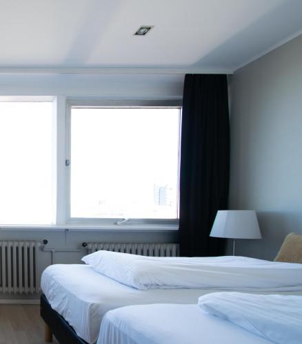Four-Bedroom Apartment image 9