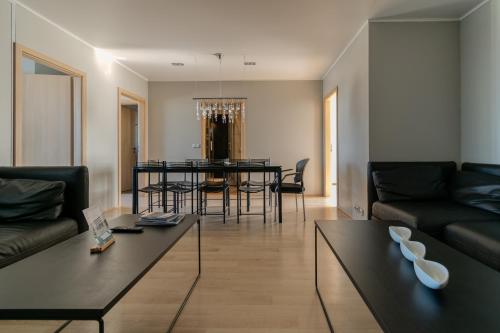Four-Bedroom Apartment image 2