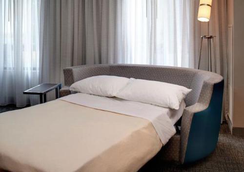 King Room with Sofa Bed
