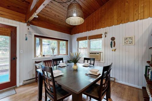 Iron Mountain Getaway in Iron Mountain, USA