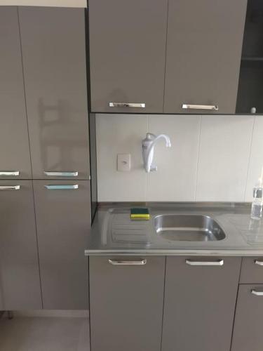 Estúdio Central 76 (Estudio Central 76) in พอนตา กรอสซ่า