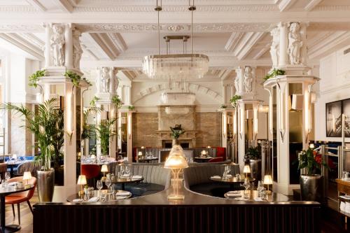 Restaurant, Kimpton Fitzroy London By IHG in London