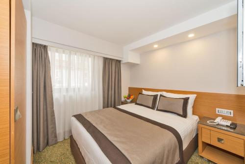 Single room, basic