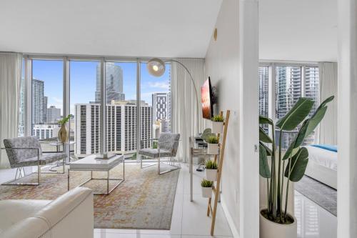 Gorgeous 2BR Icon Brickell-WaterViews-FREESPA in Miami, USA