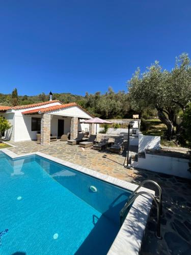 Skiathos Island Villas - image 2