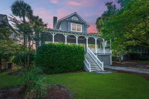 Five-Bedroom Holiday Home