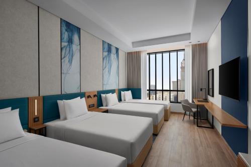 4 twin beds